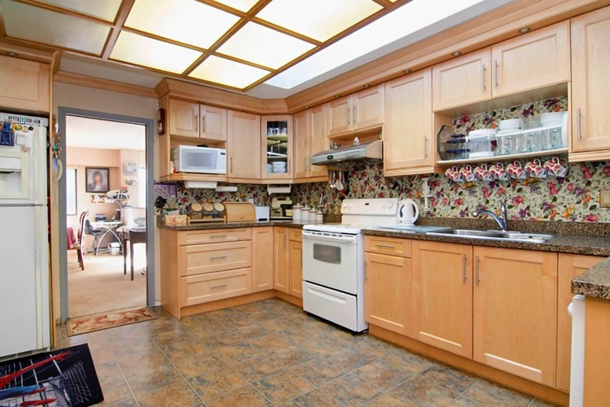 438 E BRAEMAR Road North Vancouver 3