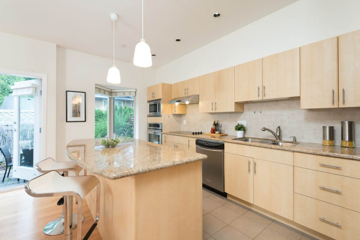 34-3750 Edgemont Boulevard | Edgemont | North Vancouver, BC 9