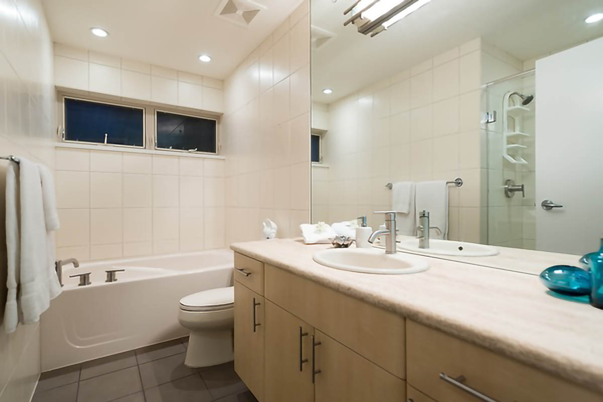26 3750 EDGEMONT Boulevard North Vancouver 12
