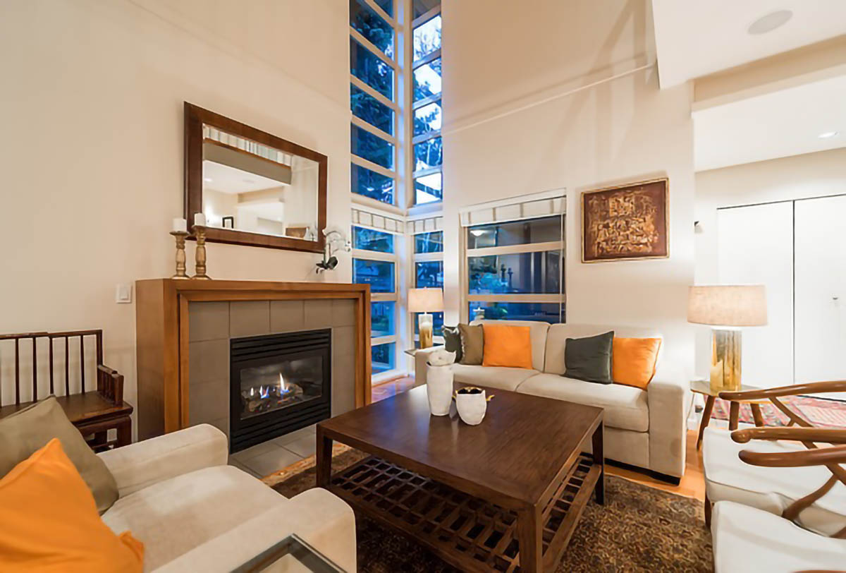 26 3750 EDGEMONT Boulevard North Vancouver 9