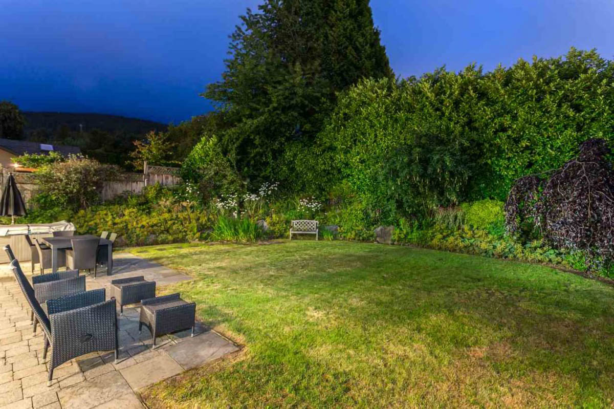 3750 ST. PAULS Avenue North Vancouver 12