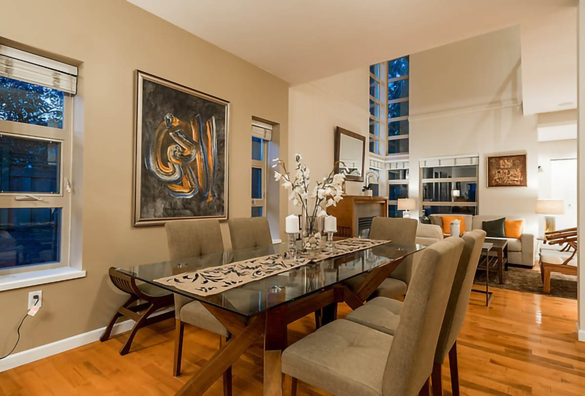 26 3750 EDGEMONT Boulevard North Vancouver 17