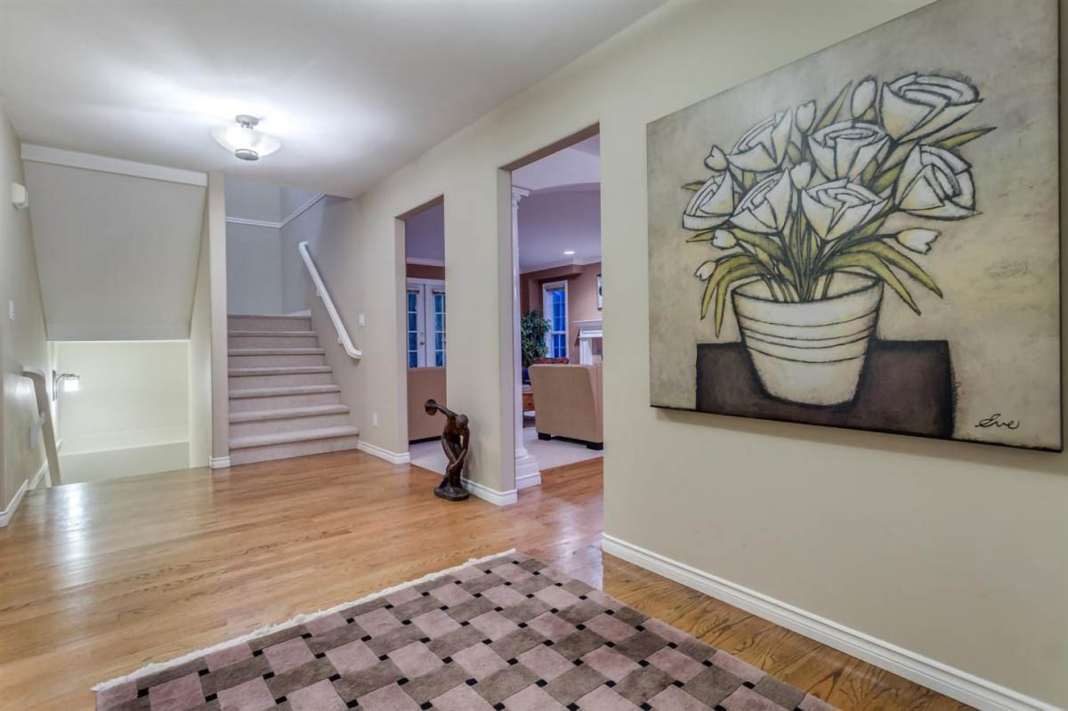 3750 ST. PAULS Avenue North Vancouver 17