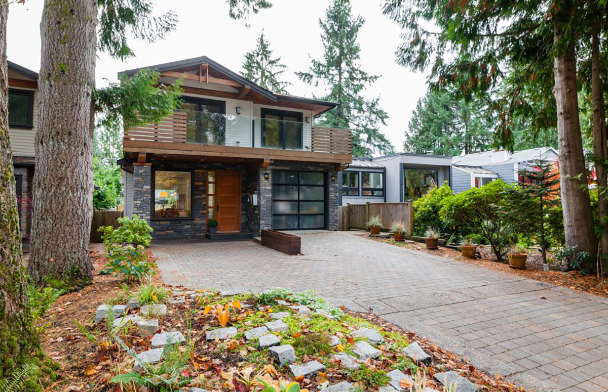 1079 Canyon Blvd, North Vancouver 5
