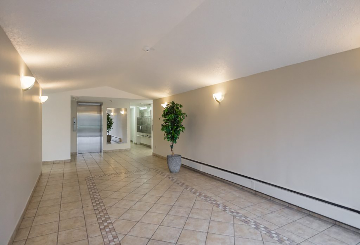305 - 306 W 1st St, North Vancouver 7
