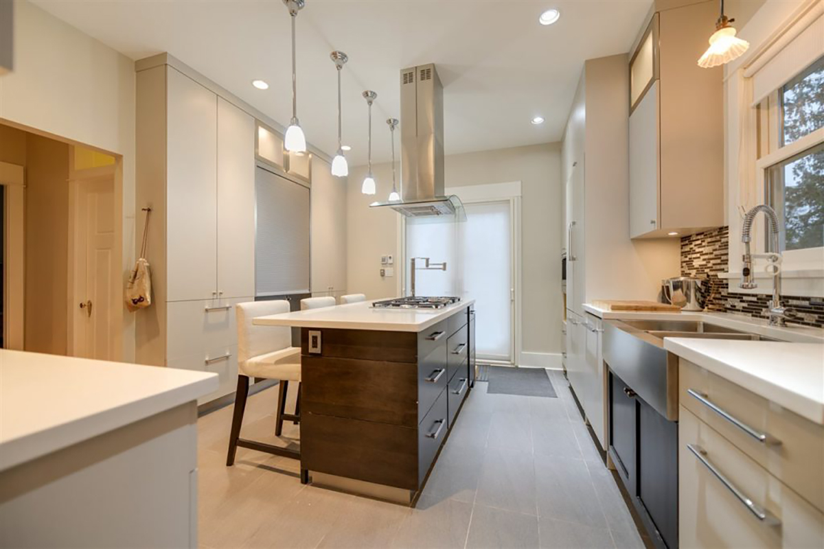1299 Frederick Road, North Vancouver 14