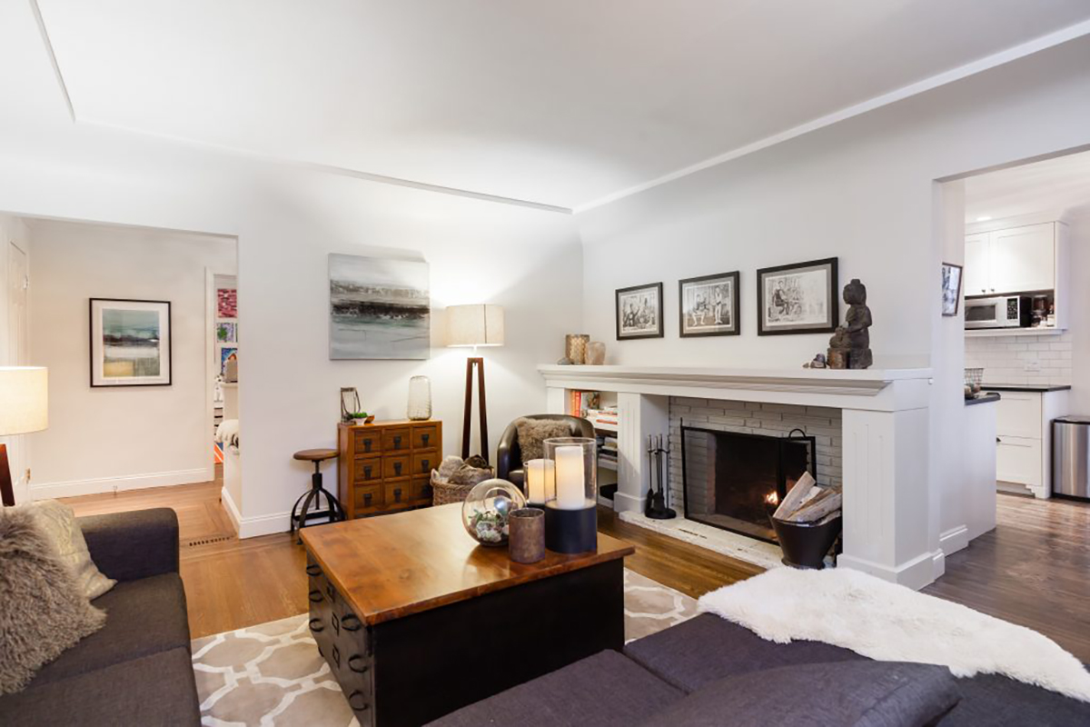 131 W St. James Road 5