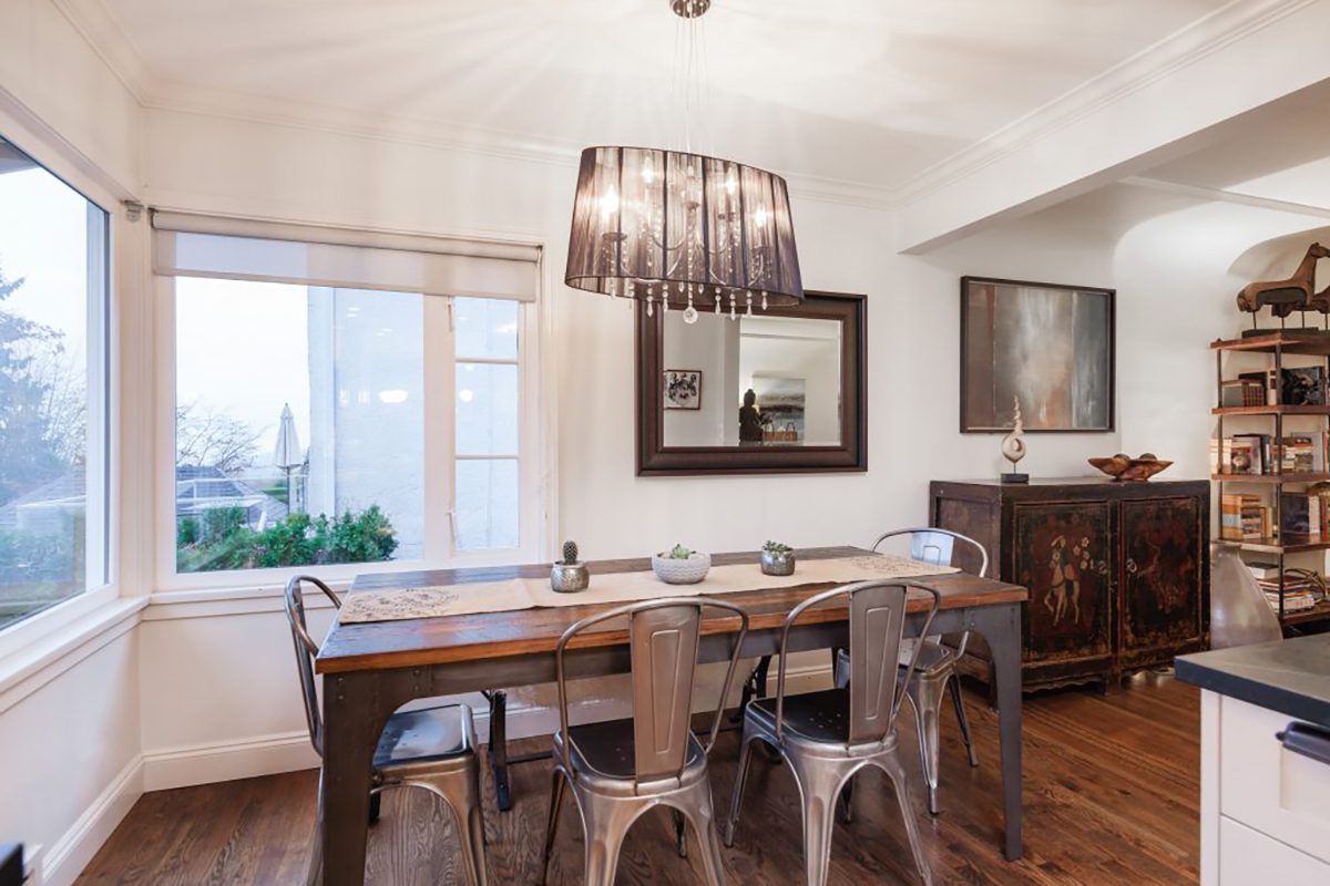 131 W St. James Road 8