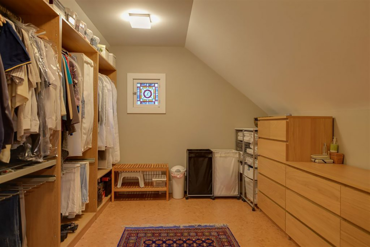 1299 Frederick Road, North Vancouver 2
