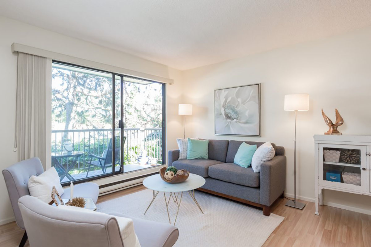 202-251 W 4th Street, North Vancouver