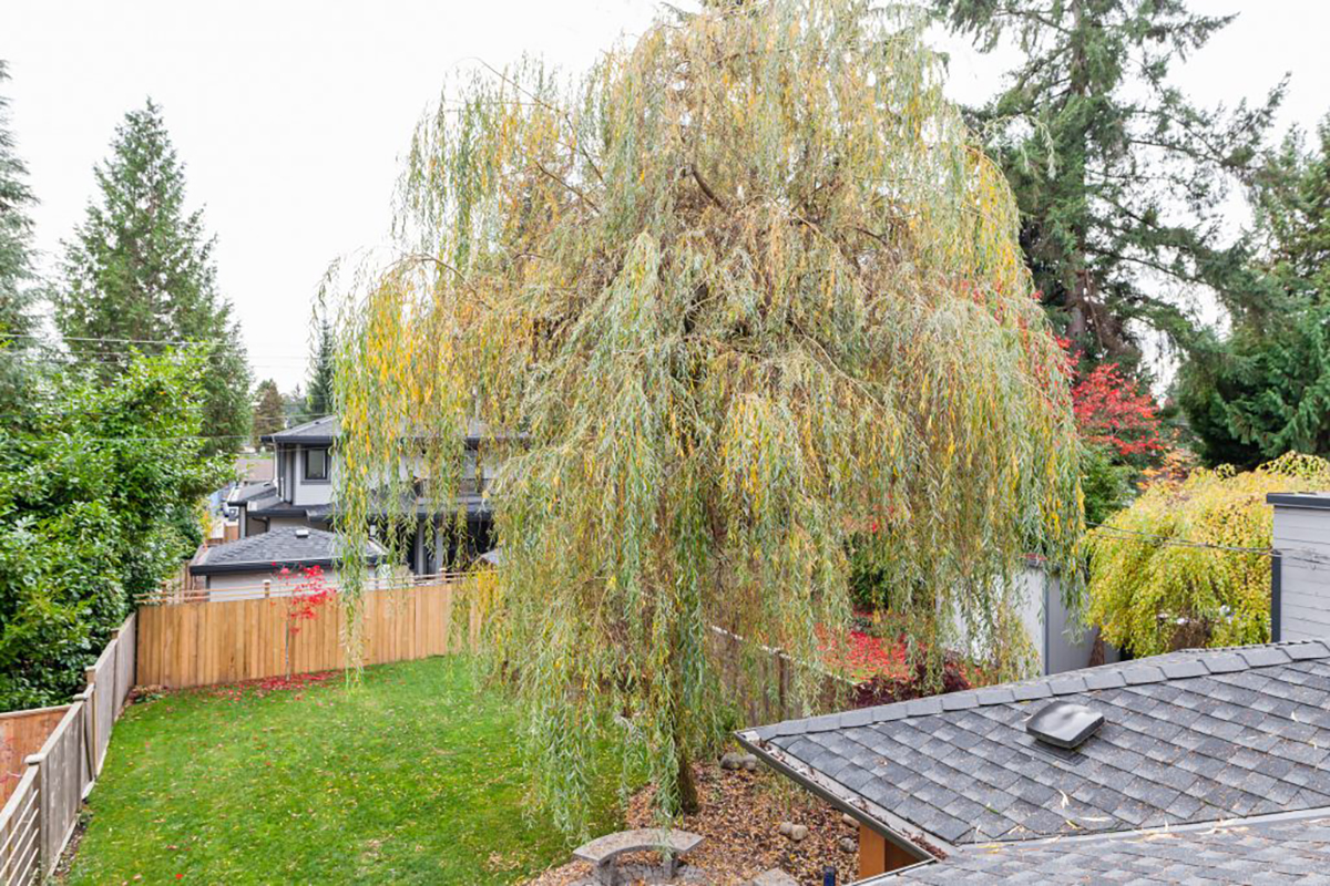 1079 Canyon Blvd, North Vancouver 31