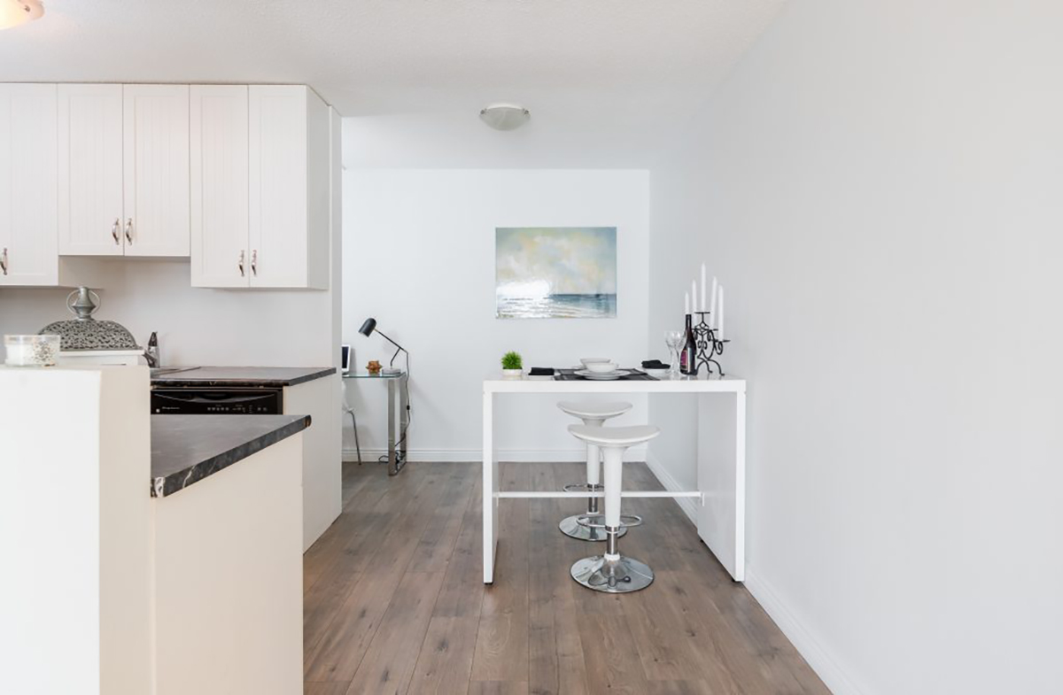 305 - 306 W 1st St, North Vancouver 16