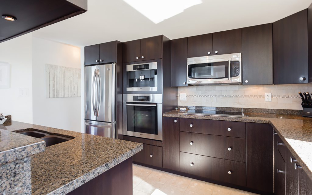 306 168 Chadwick Court, North Vancouver 18