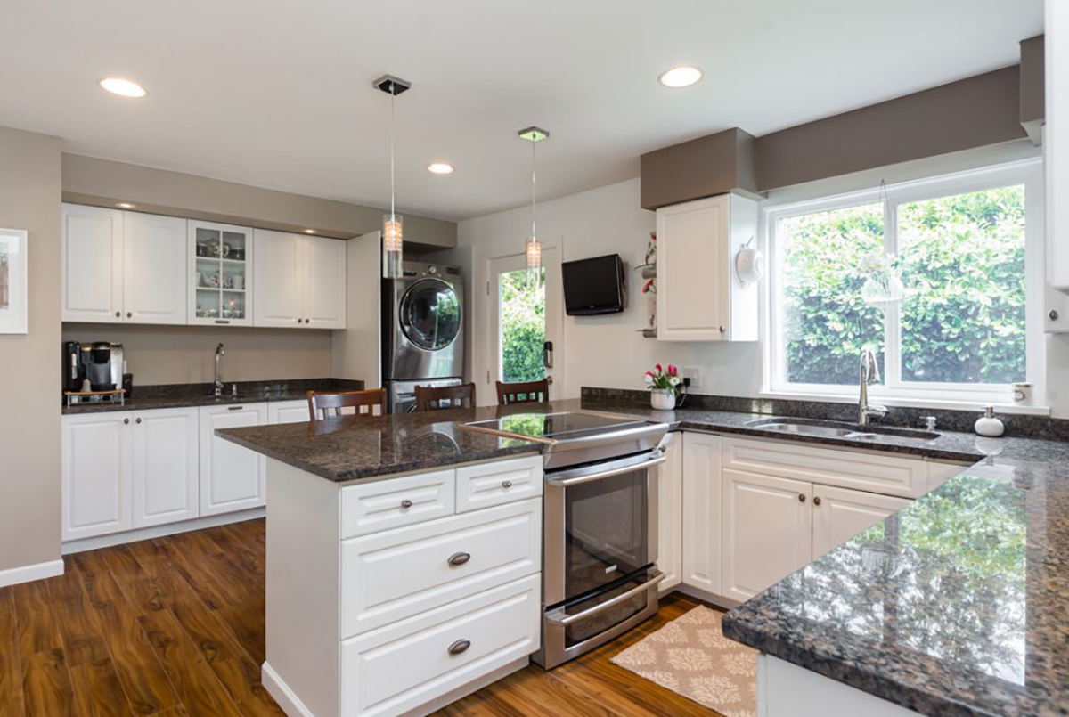 4145 Ripple Road, West Vancouver 9