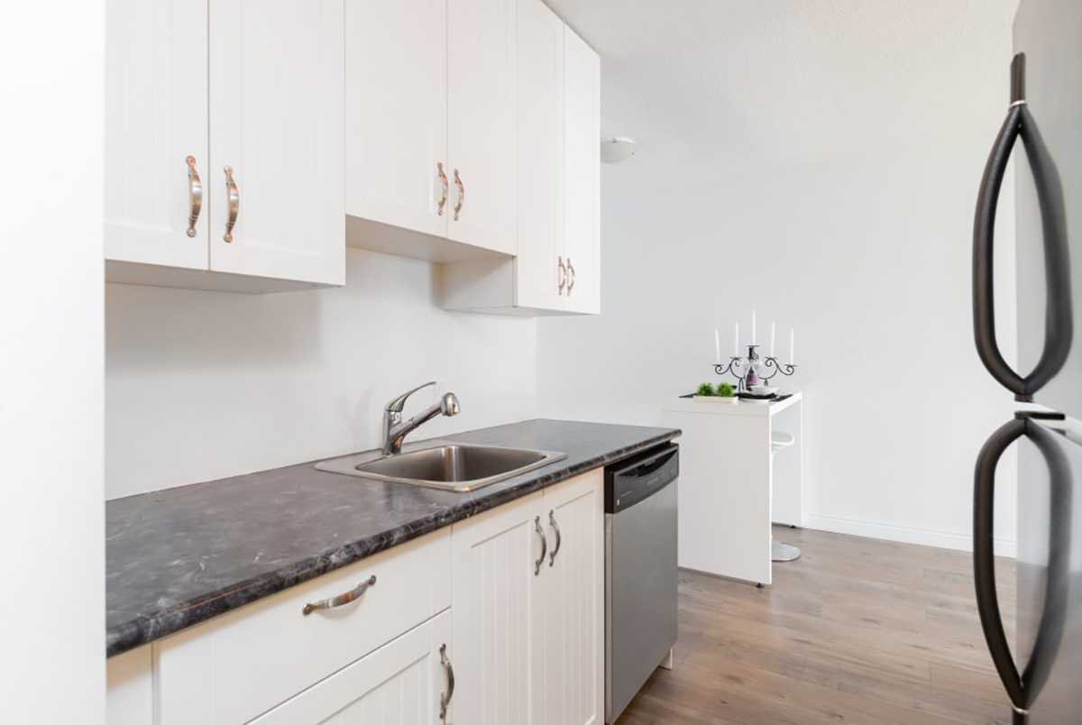 305 - 306 W 1st St, North Vancouver 21
