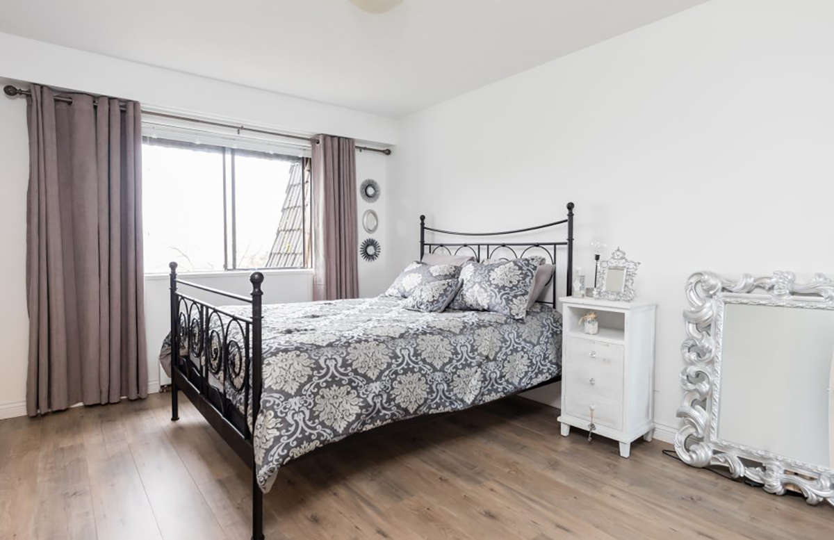 305 - 306 W 1st St, North Vancouver 23