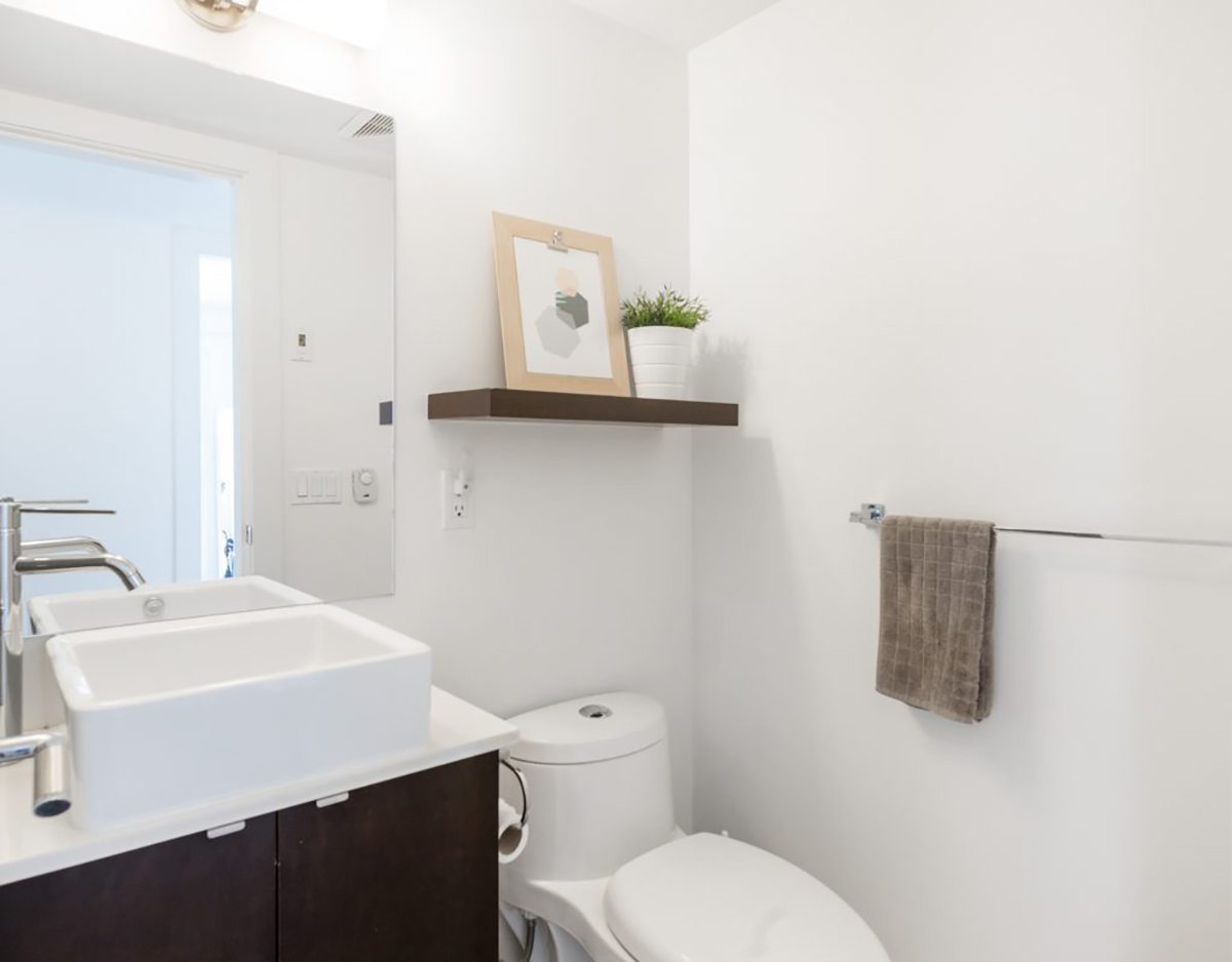 302 - 935 W 16th Street, Hamilton, North Vancouver 18