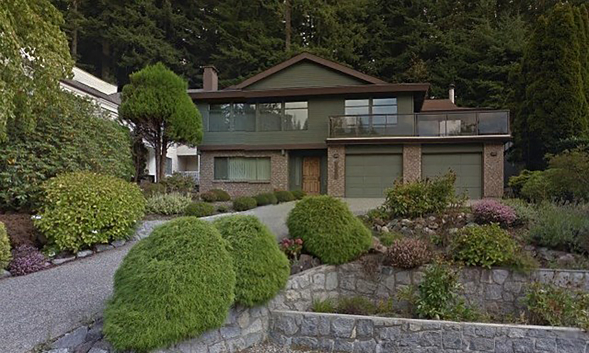 2046 Blairview Avenue, North Vancouver, BC