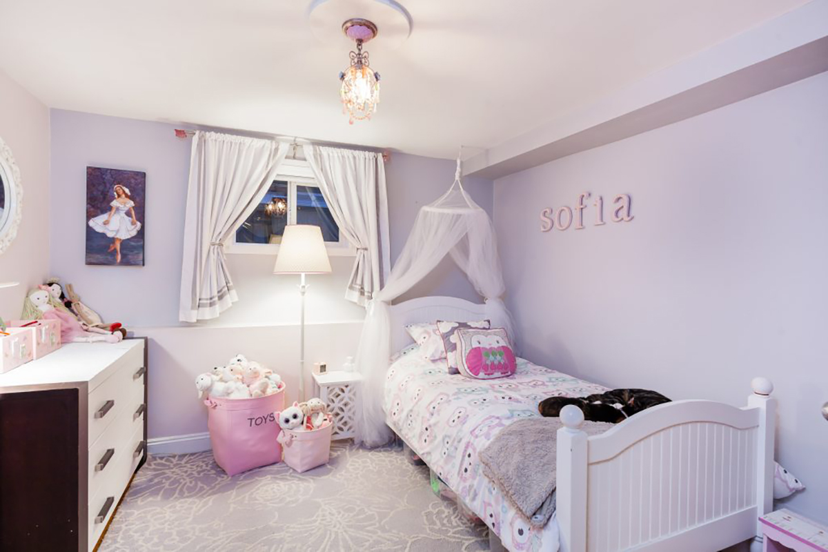 131 W St. James Road 26