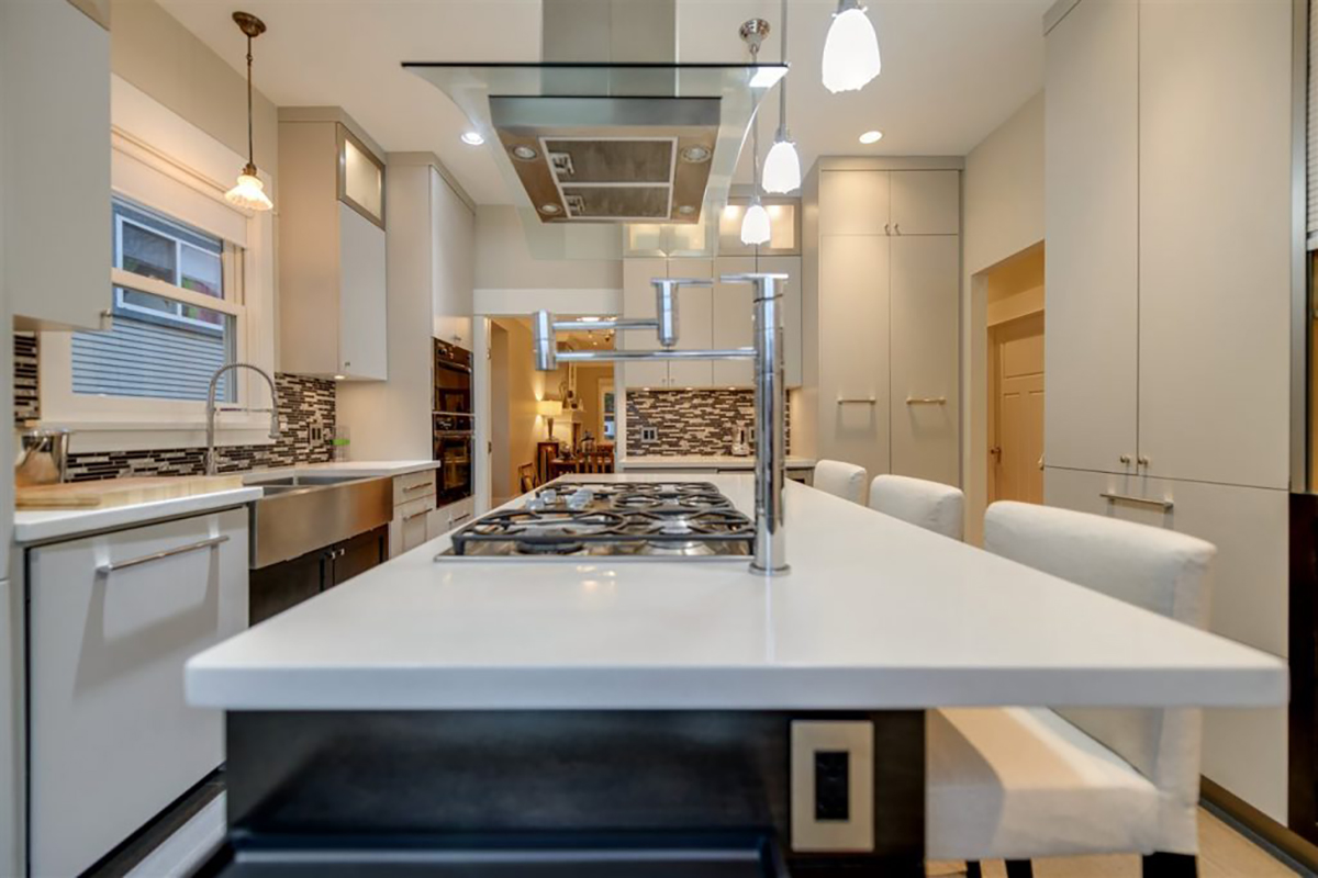 1299 Frederick Road, North Vancouver 6