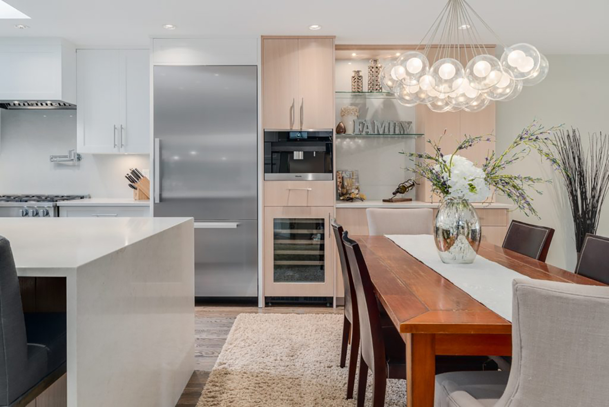 3331 Robinson Road, North Vancouver 11