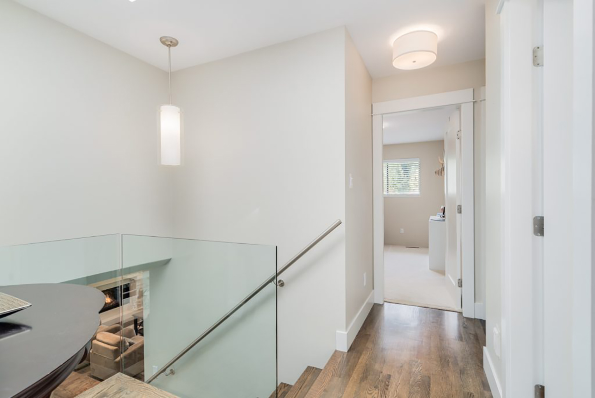 3331 Robinson Road, North Vancouver 17