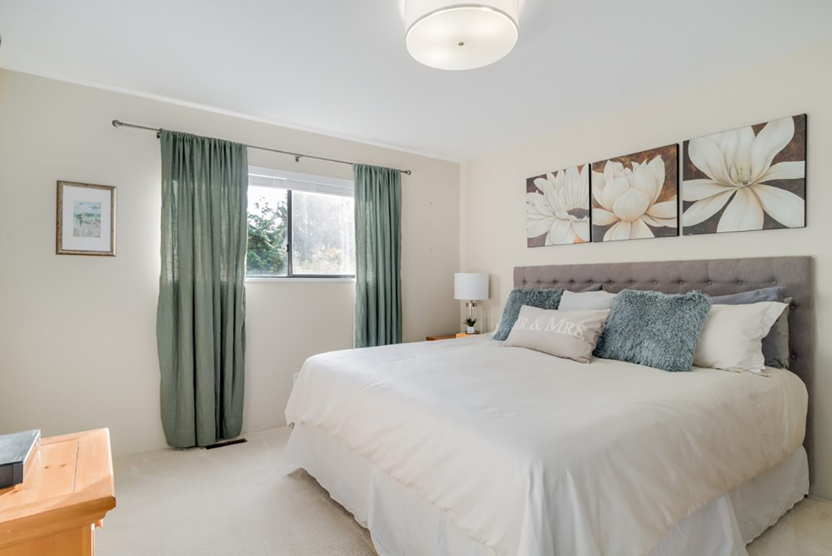 3331 Robinson Road, North Vancouver 18