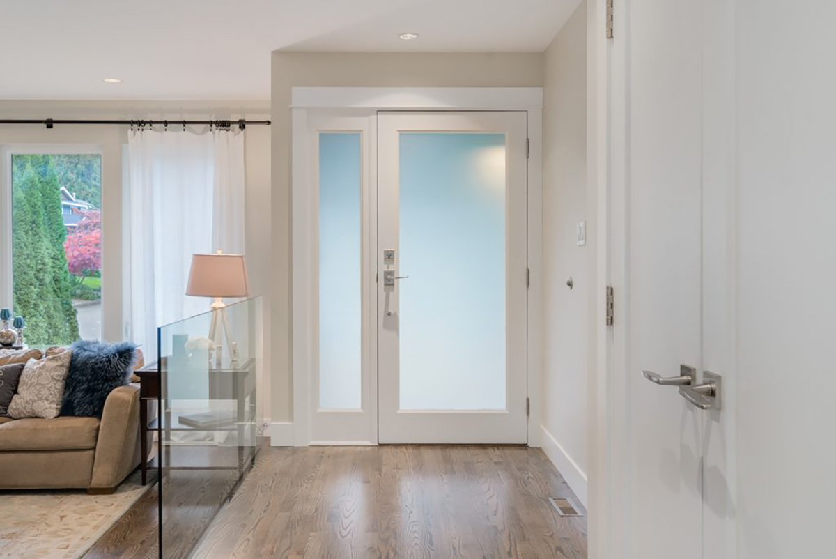 3331 Robinson Road, North Vancouver 4