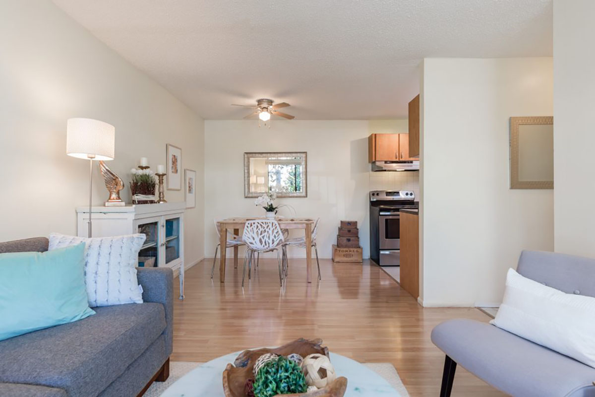 202-251 W 4th Street, North Vancouver 4