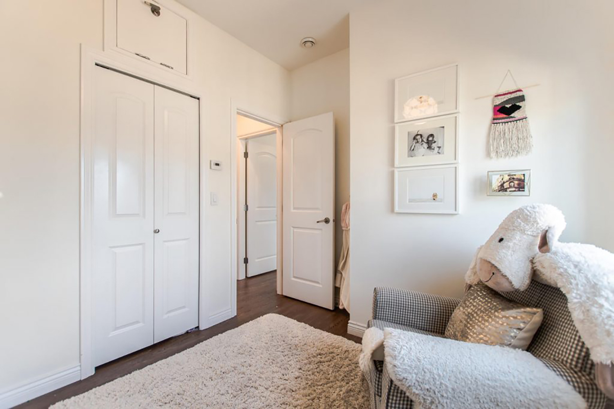 4315 Perry Street, Vancouver, BC 14