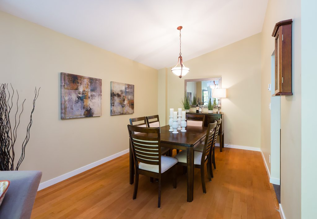 303-4390 Gallant Avenue, North Vancouver 9