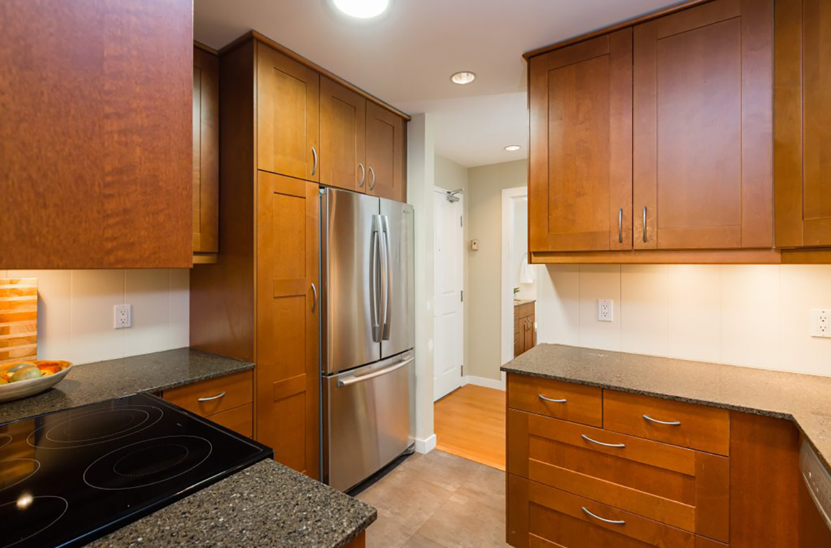 303-4390 Gallant Avenue, North Vancouver 11