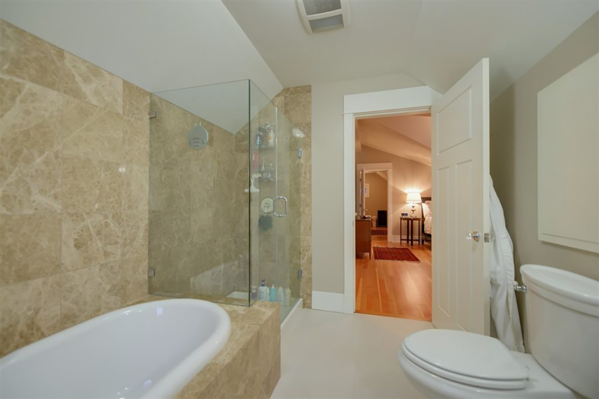1299 Frederick Road, North Vancouver 11