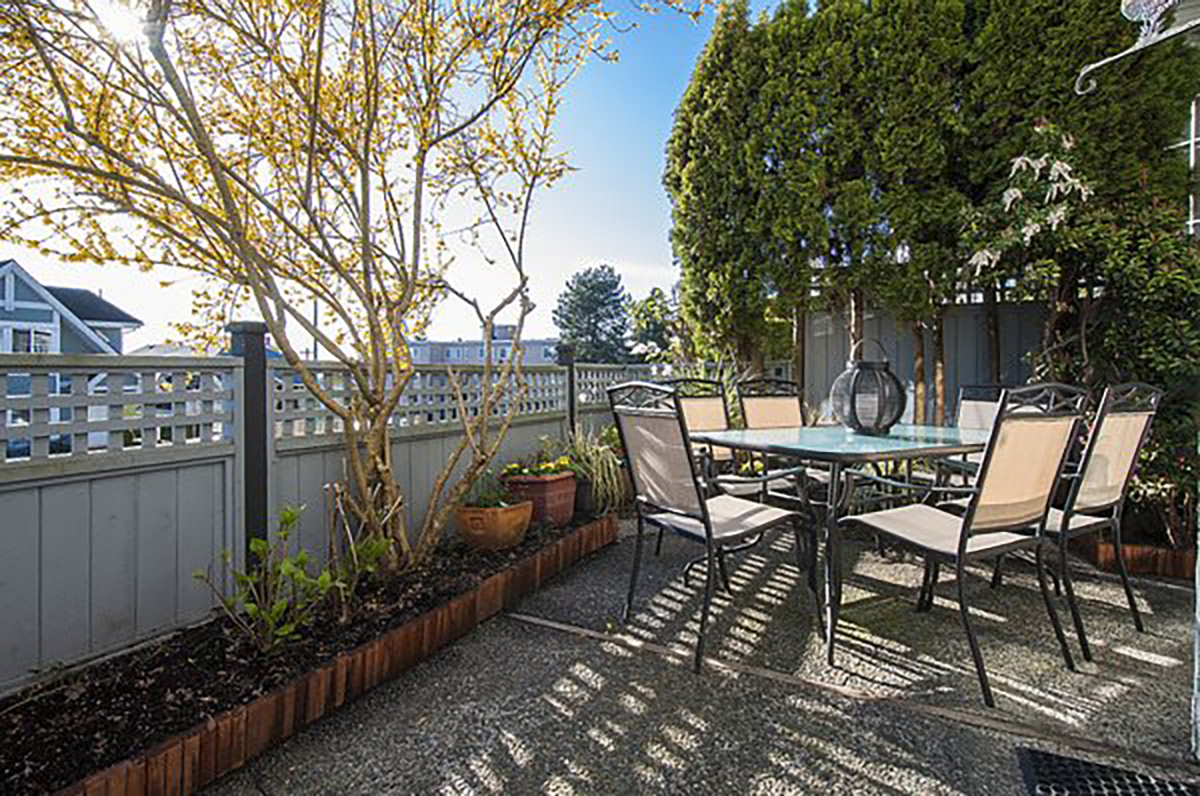 102 216 E 6TH Street, North Vancouver 4