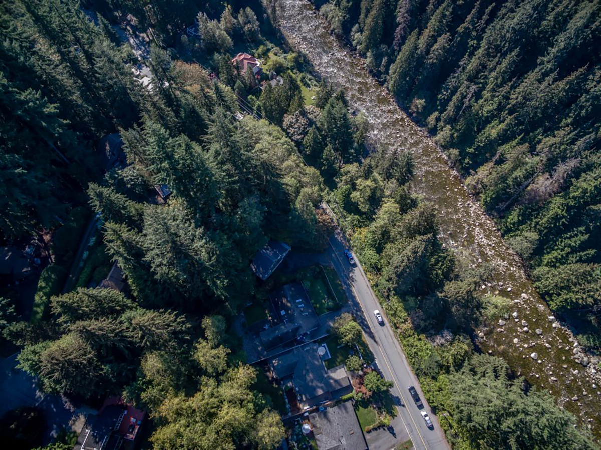 2062 Riverside Drive , North Vancouver, BC 30