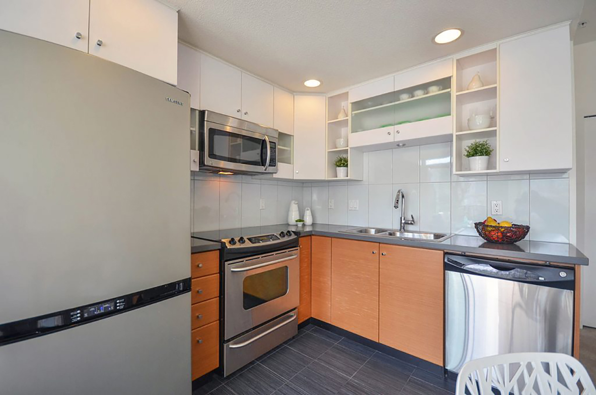 15 728 W 14th Street, North Vancouver 18