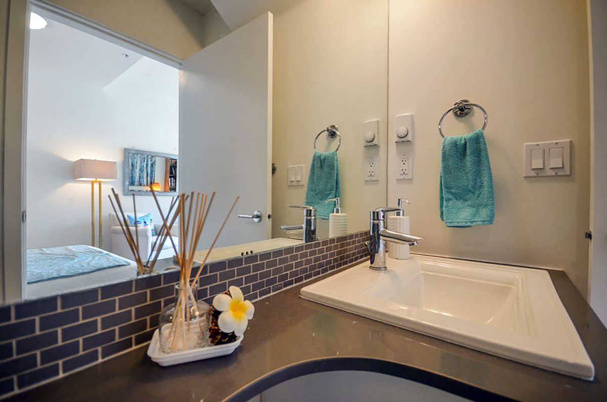15 728 W 14th Street, North Vancouver 25
