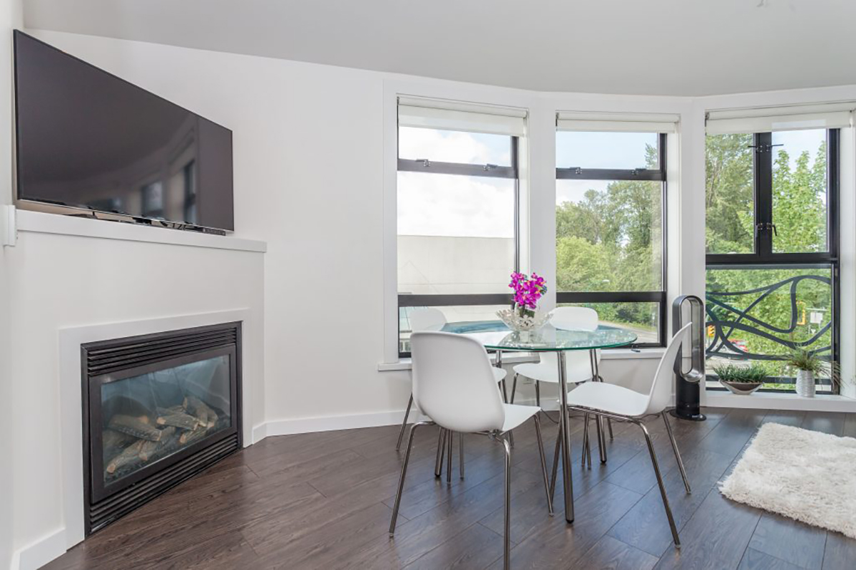 302 - 935 W 16th Street, Hamilton, North Vancouver 21