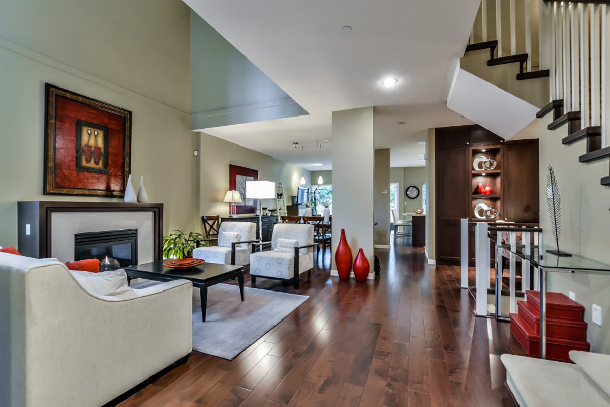 2-3750 Edgemont Boulevard, North Vancouver 3