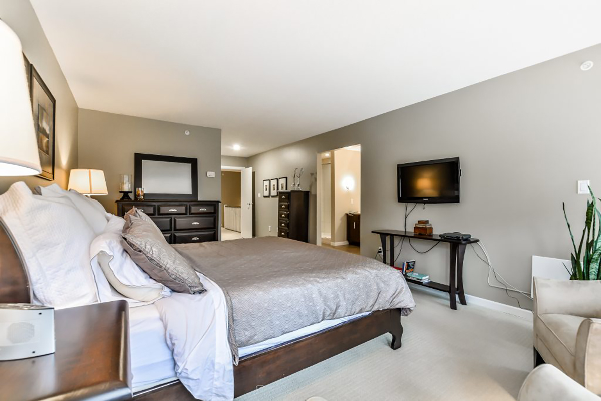 2-3750 Edgemont Boulevard, North Vancouver 14