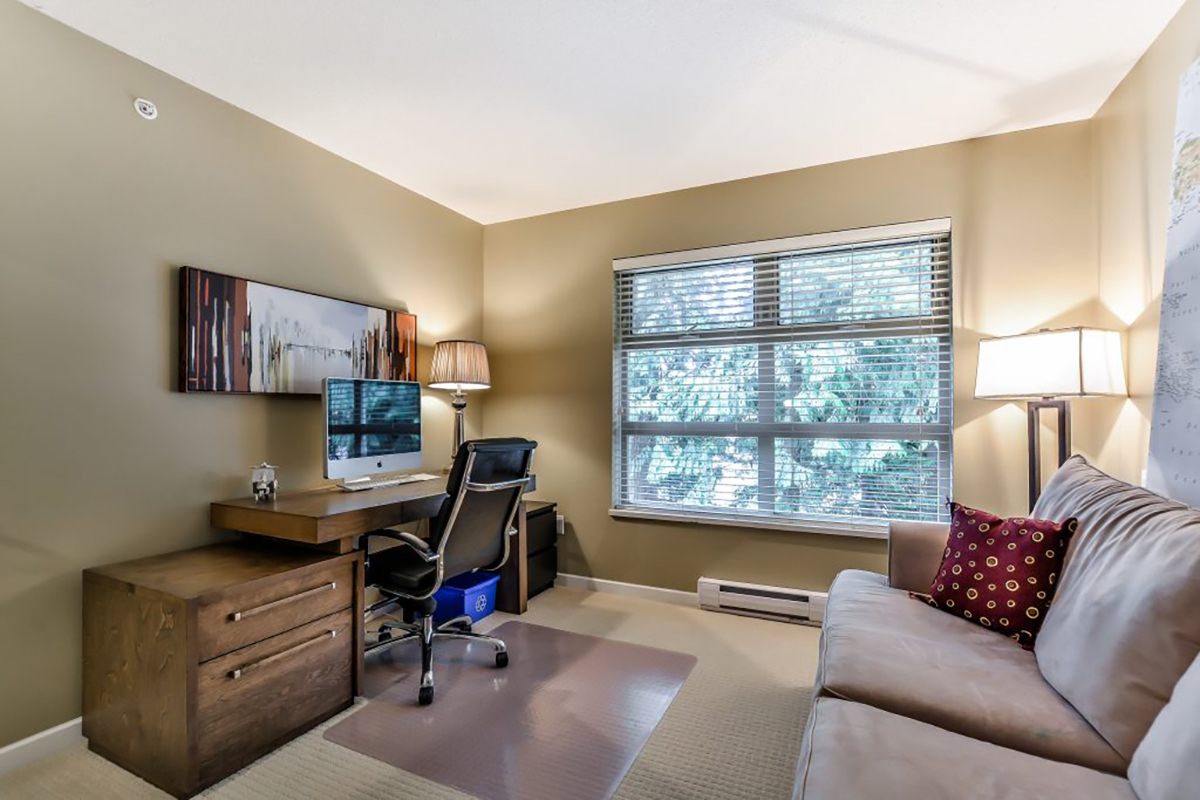 2-3750 Edgemont Boulevard, North Vancouver 18