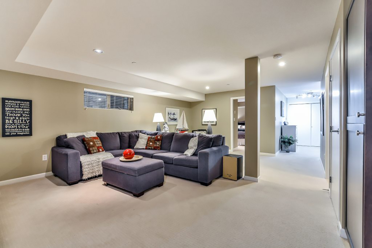 2-3750 Edgemont Boulevard, North Vancouver 20