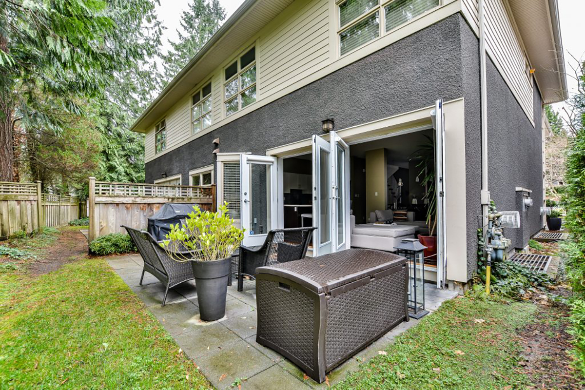 2-3750 Edgemont Boulevard, North Vancouver 24