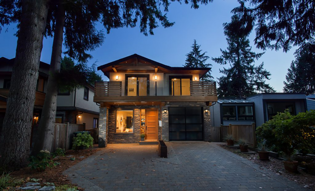 1079 Canyon Blvd, North Vancouver 2