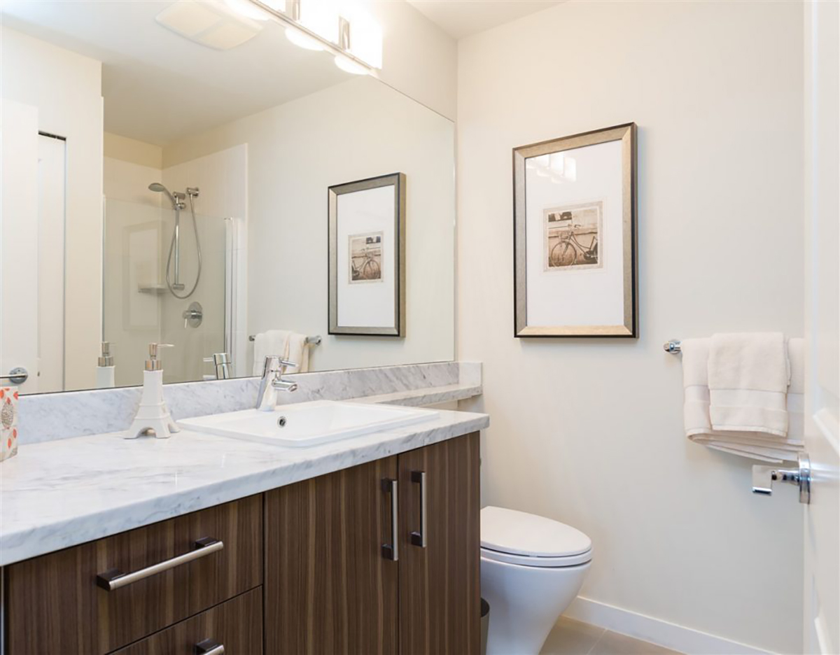 320 119 W 22nd Street, North Vancouver 17