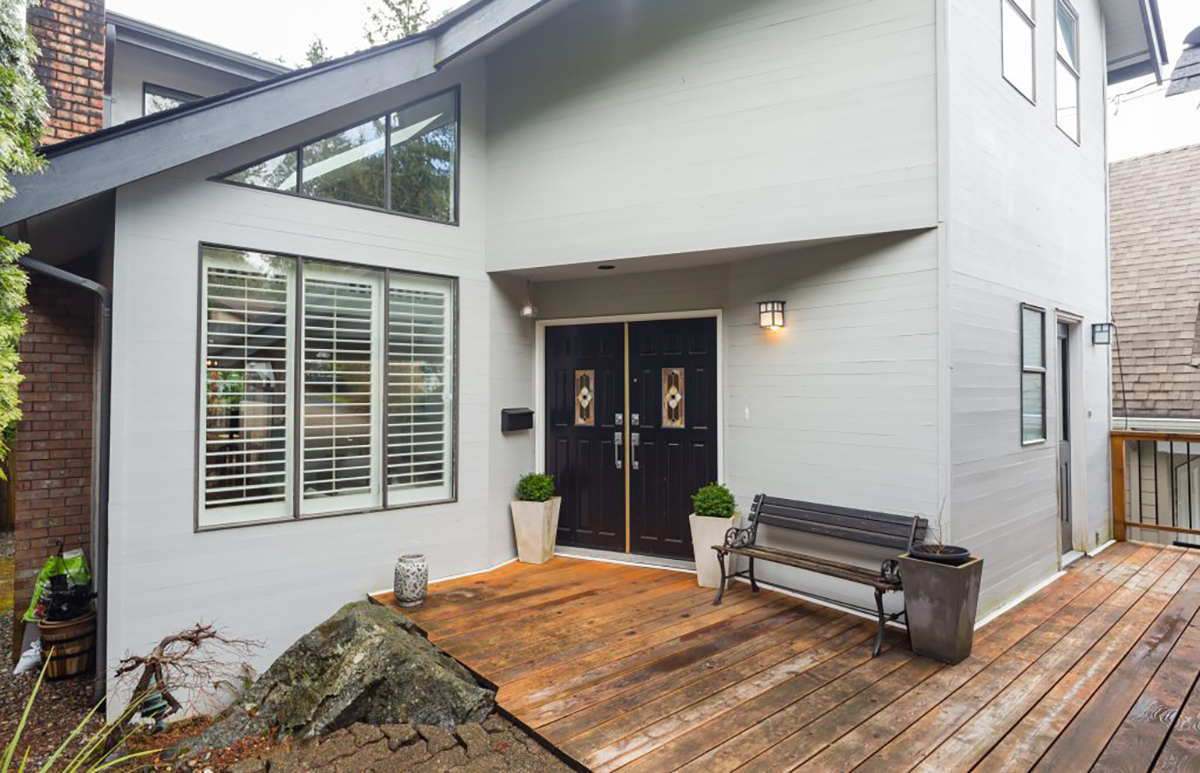 829 Clements Ave, North Vancouver 23