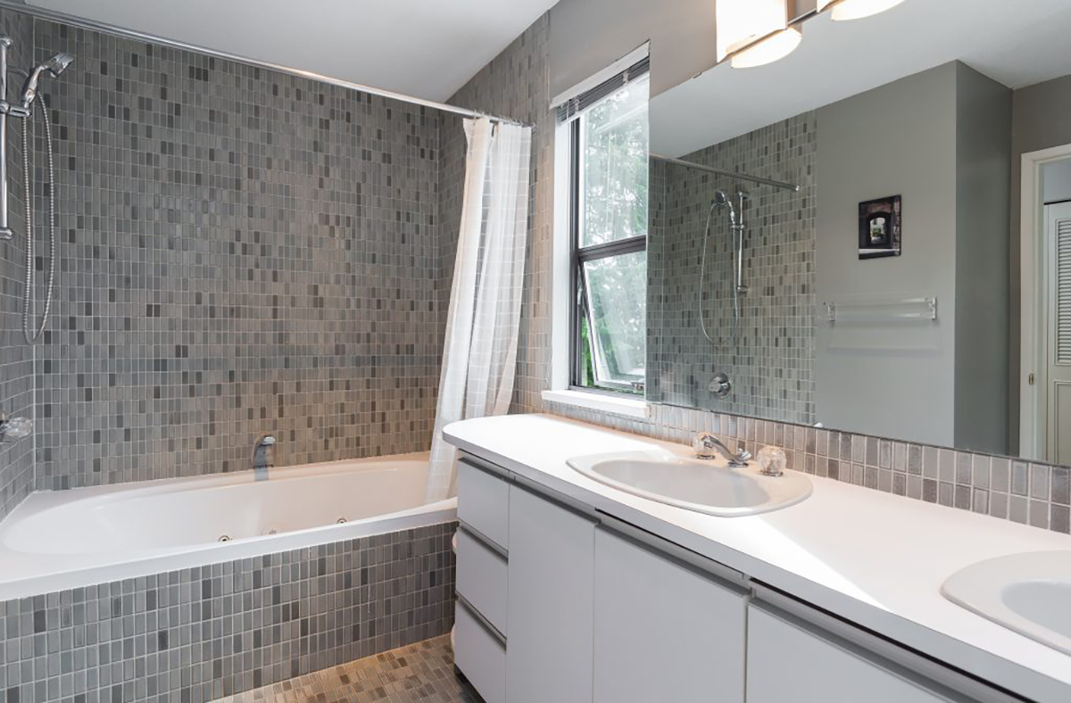 829 Clements Ave, North Vancouver 16