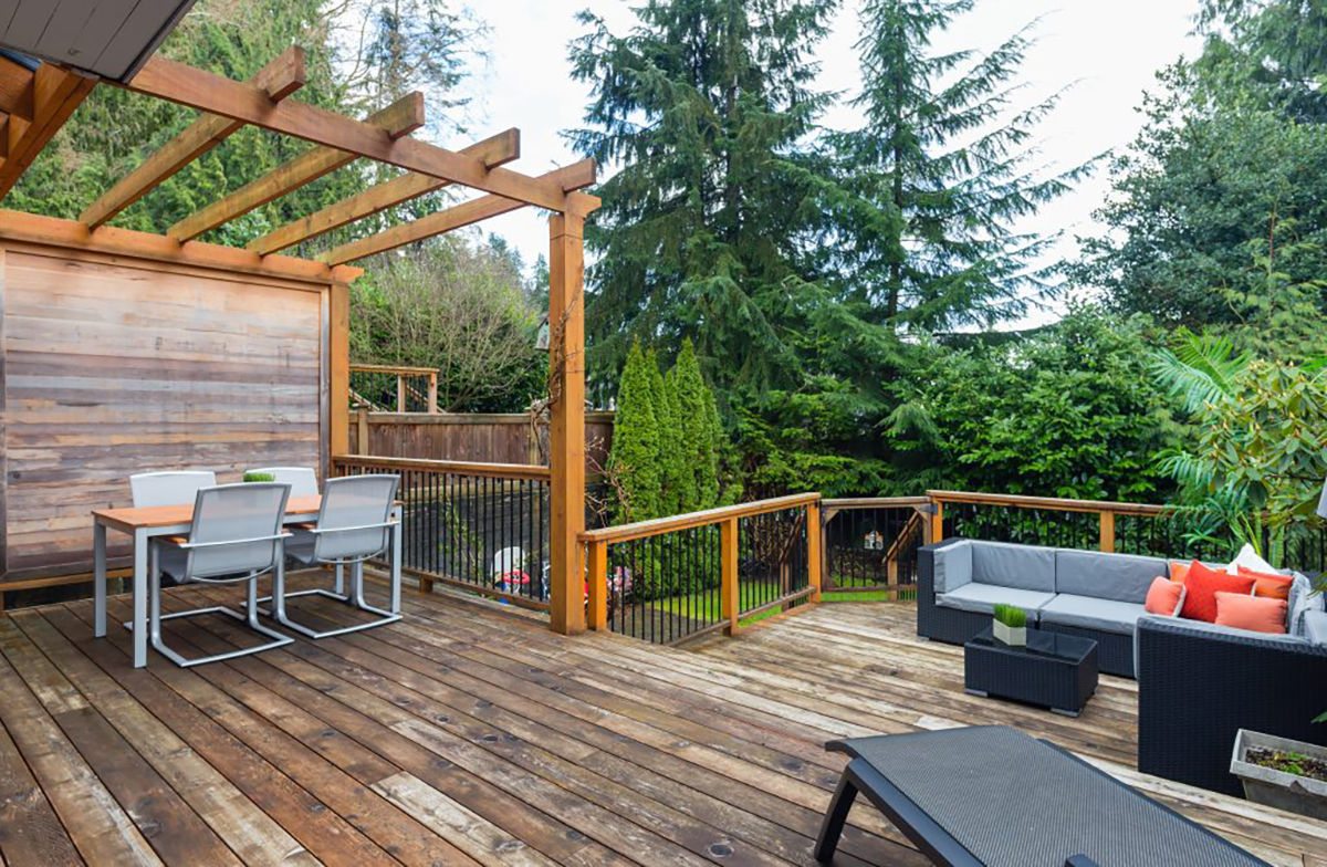 829 Clements Ave, North Vancouver 18