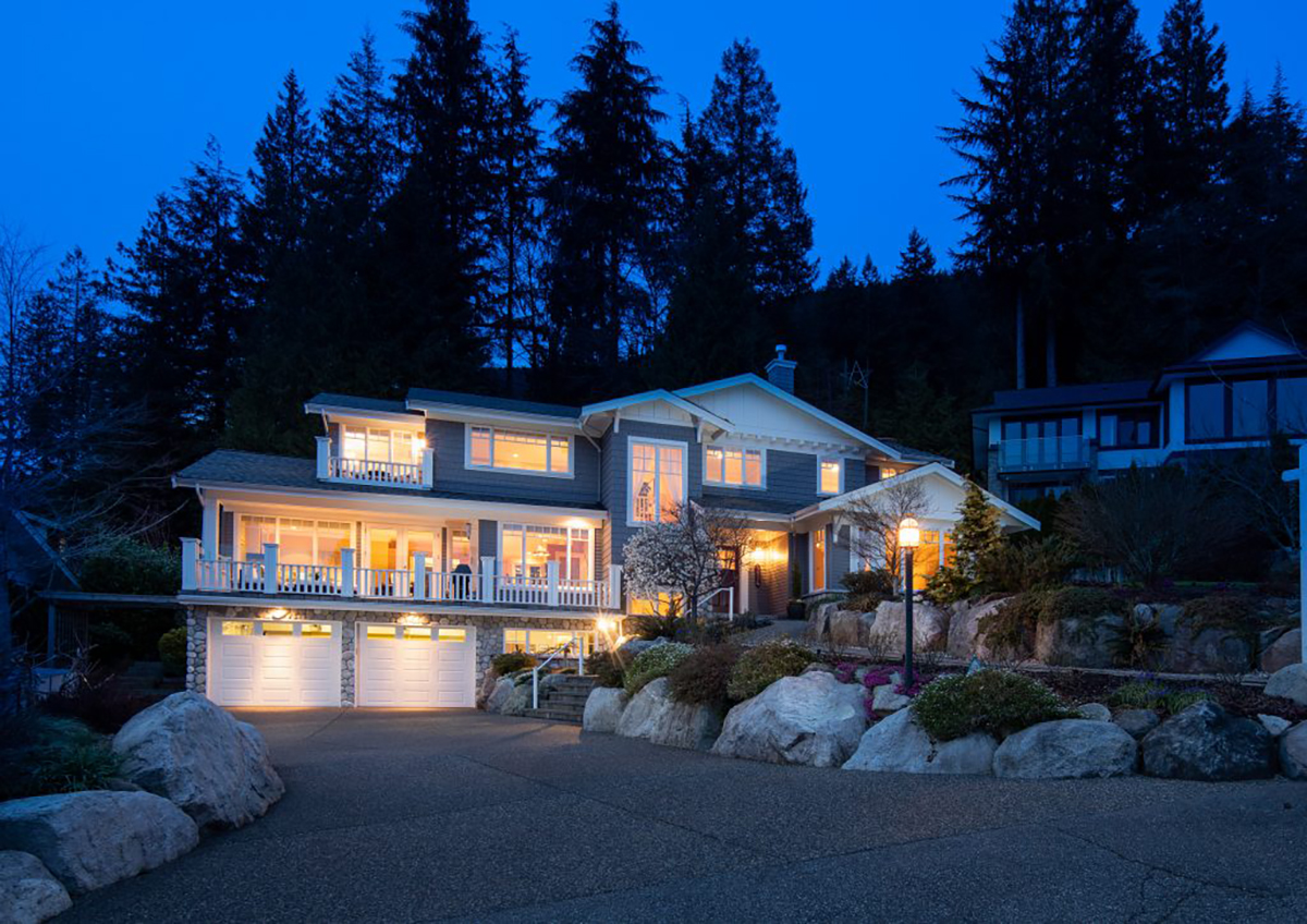 4814 Skyline Drive, North Vancouver 2
