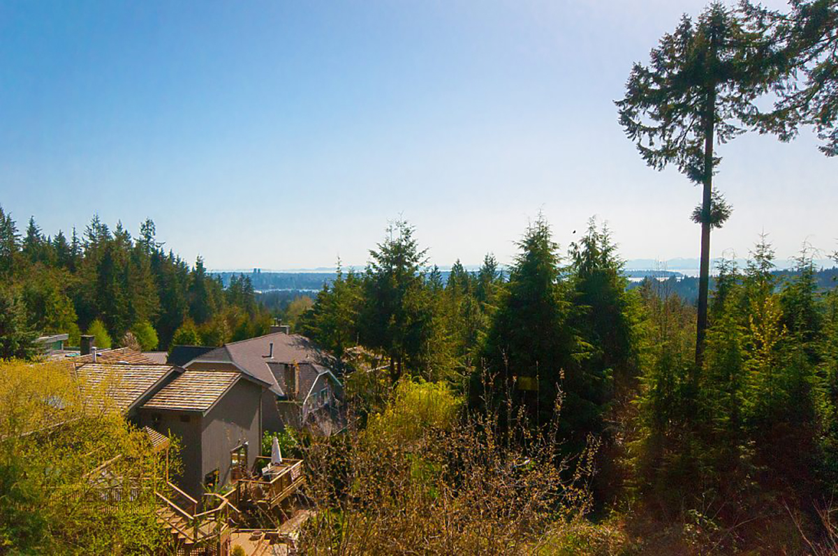 5515 Molina Road, North Vancouver 29